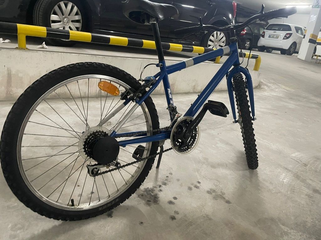 Bicicleta montanha em bom estado  conservação