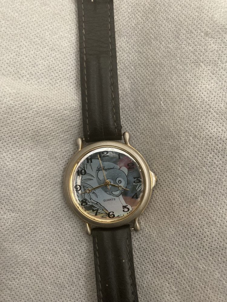 Наручные часы Quartz, кожанный ремешок. годинник на руку недорого