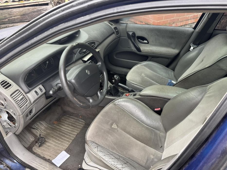 Авто Рено Лагуна