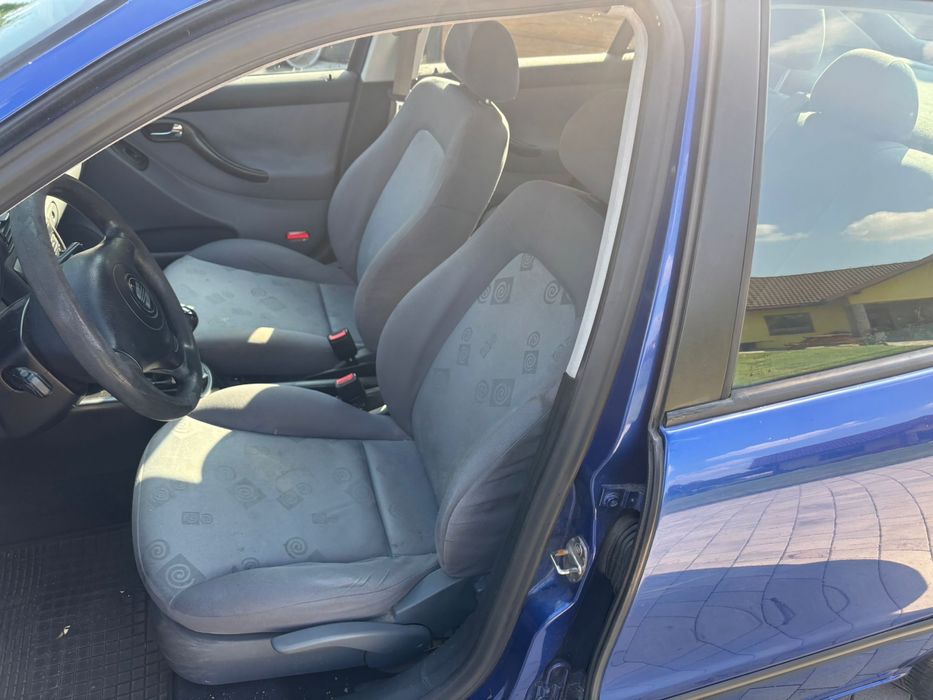 Seat Leon 1.6 105km benzyna okazja sprawny 2000