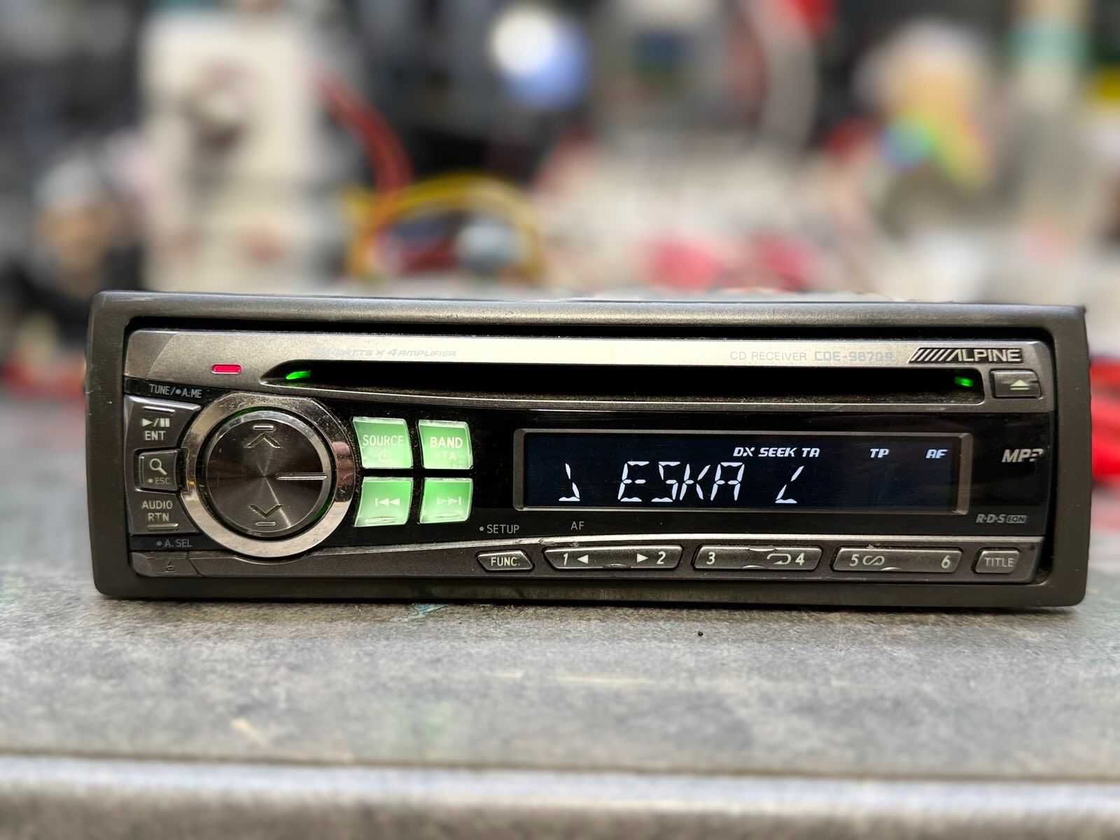 Radio Alpine CDE-9870R Dacia Logan