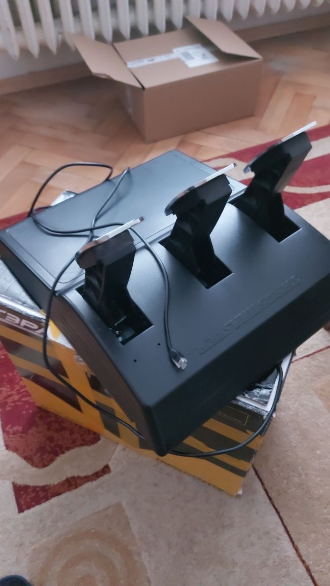 Manipulatory Thrustmaster T3PA