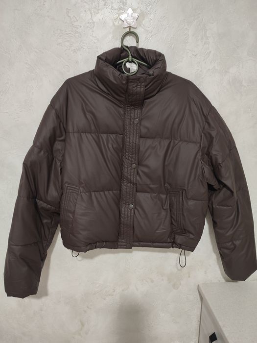 Продам женскую куртку