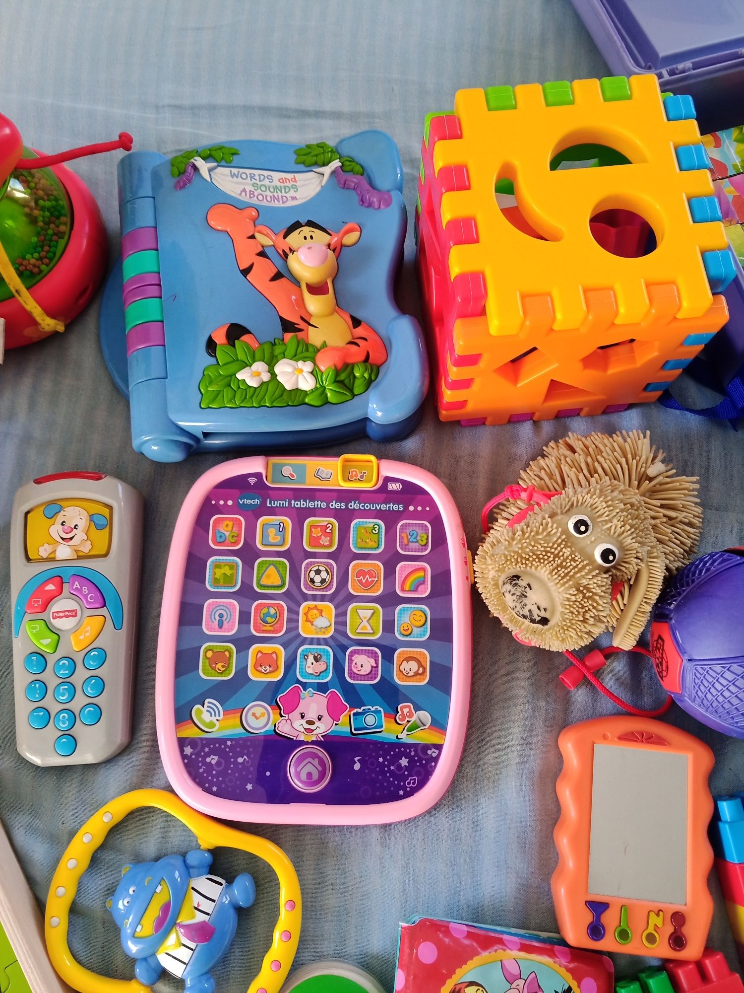 Zestaw zabawki puzzle pies fisher telefon