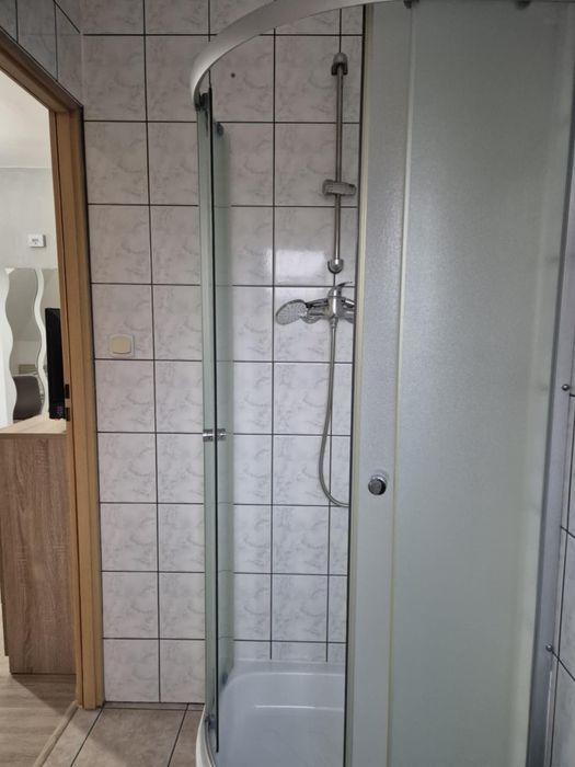 Noclegi, Pokoje pracownicze, Pokoje z łazienkami i aneksem kuchennym