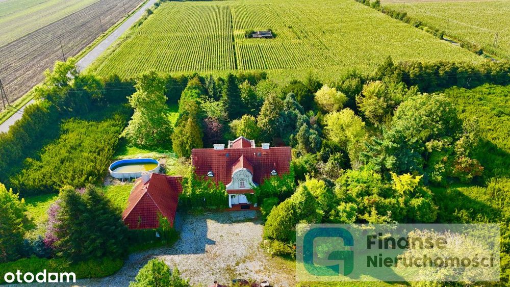 Siedlisko z budynkami – Grabów - 21 200 m²