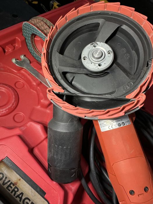 Шліфувальна машина для бетону  HILTI DGH 130