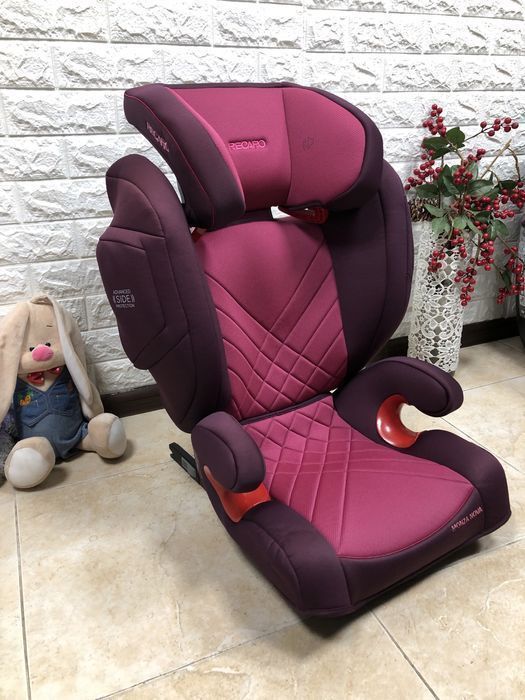 Автокрісло Recaro Monza Nova 2 Seatfix група 2/3 (15-36кг) рекаро