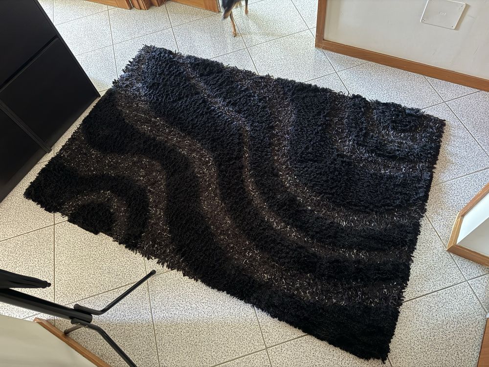Tapete preto novo