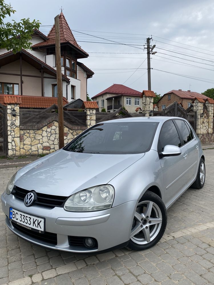 Терміново Продам Volksvagen Golf V