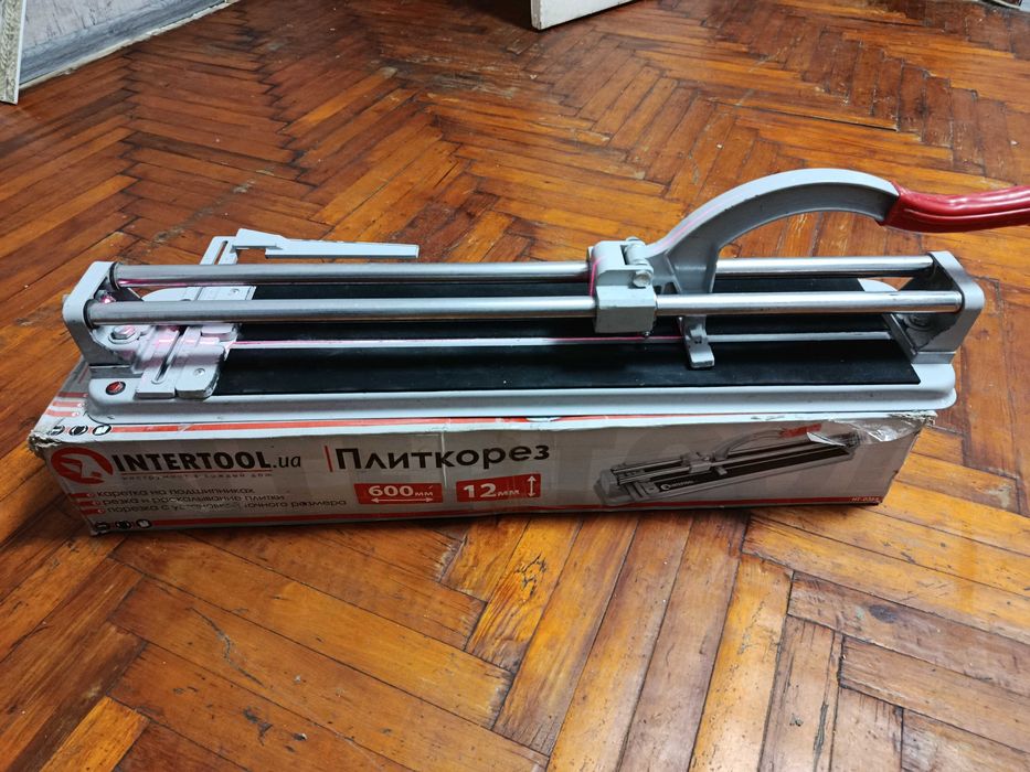 Плиткоріз intertool 600мм