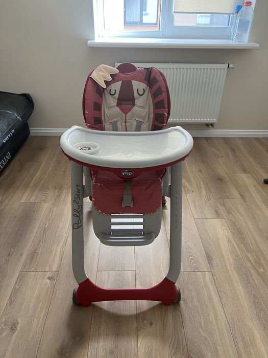 Дитяче крісло для годування