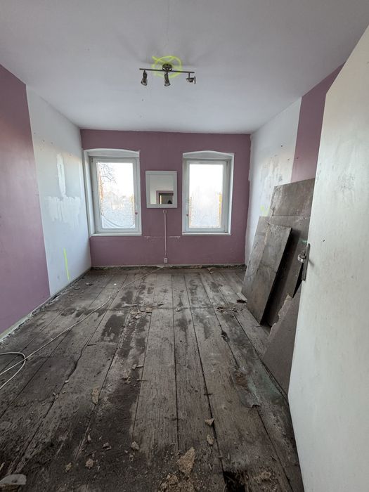 Sprzedam mieszkanie 3 pokoje do remontu