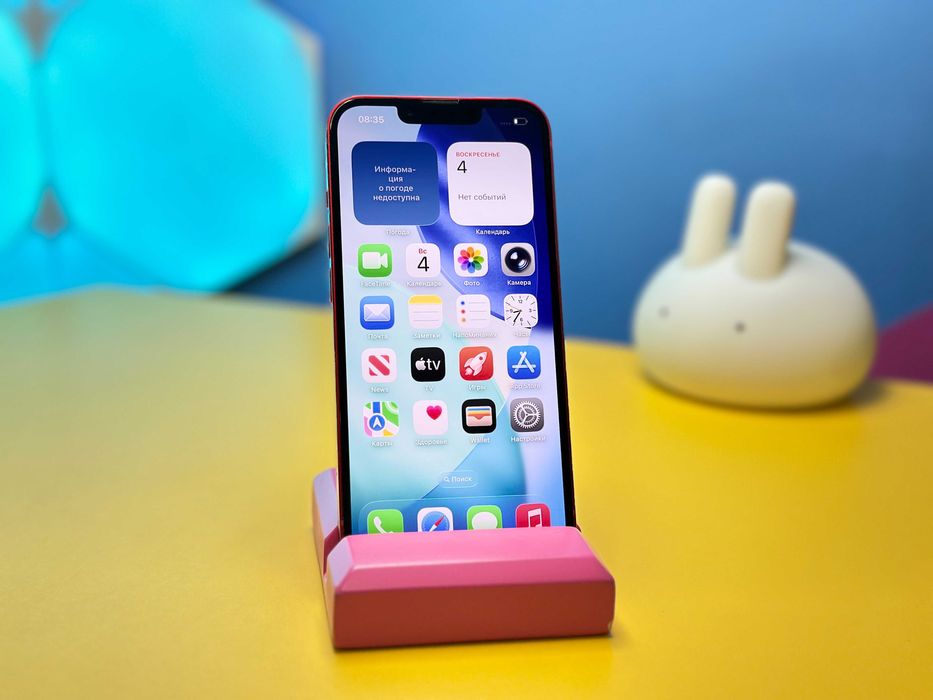 Смартфон Apple iPhone 13 256GB Red (144999) Б/У З ГАРАНТІЄЮ