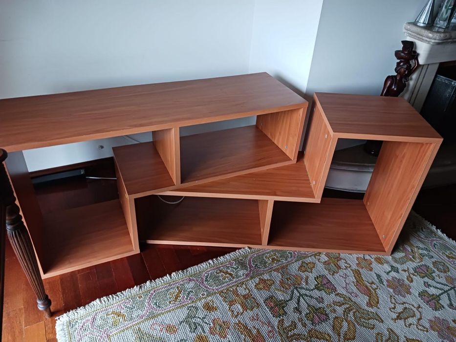 Móvel televisão Duas partes