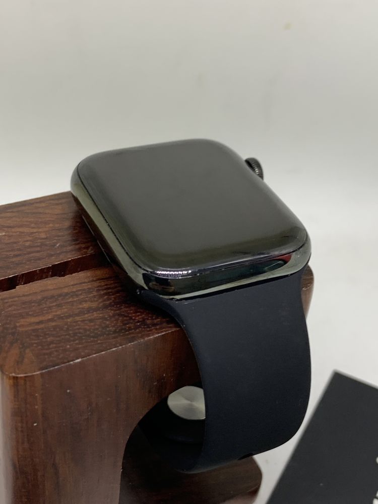 Оригінальні  apple watch series 5 44 stainless steel стальные стальні