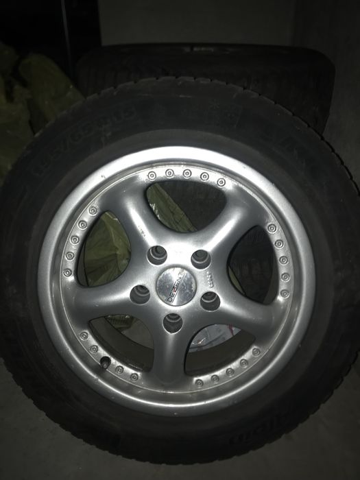 Opony zimowe na alufelgach 195/65r15