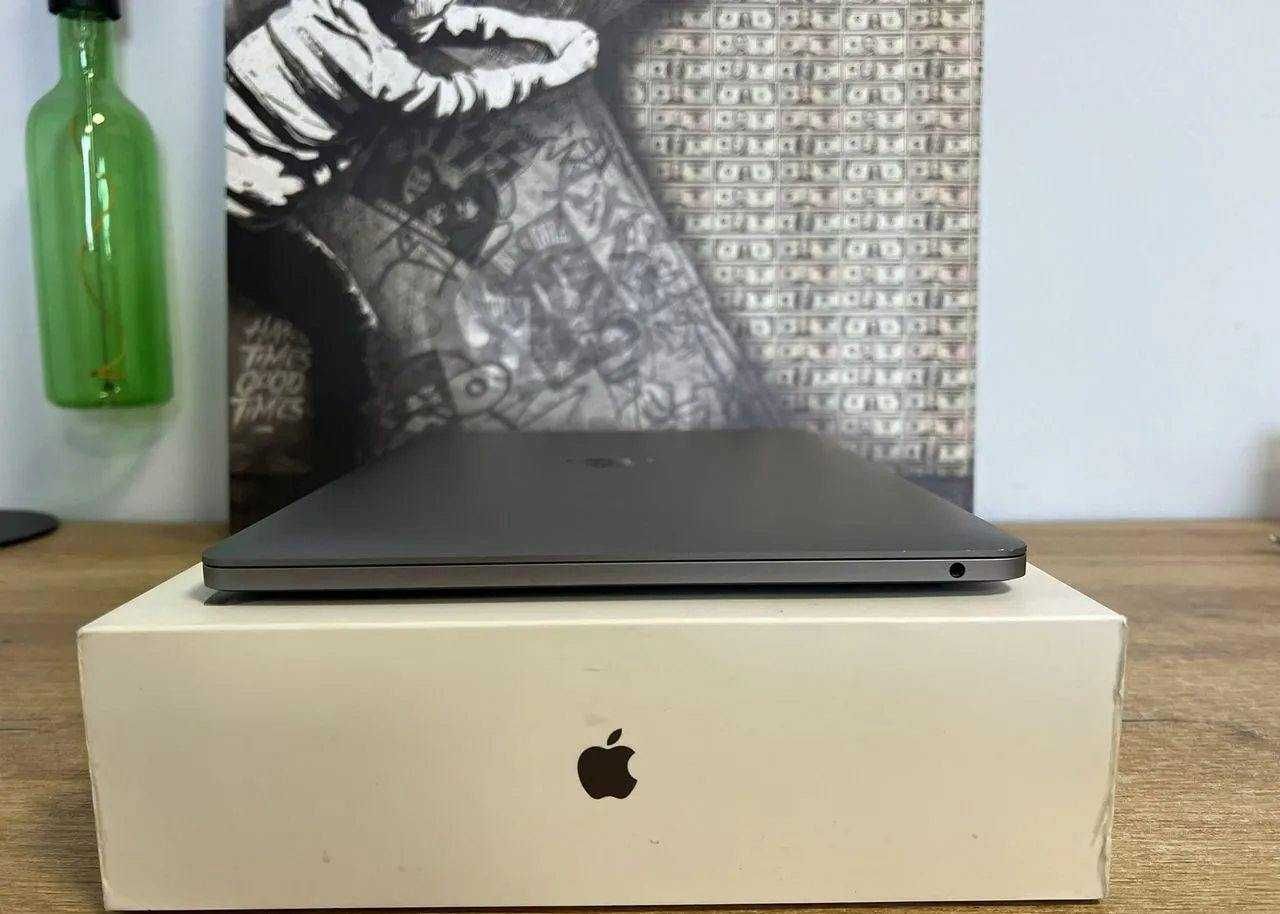 MacBook Pro 13 2020 M1 16 gb / 512 gb