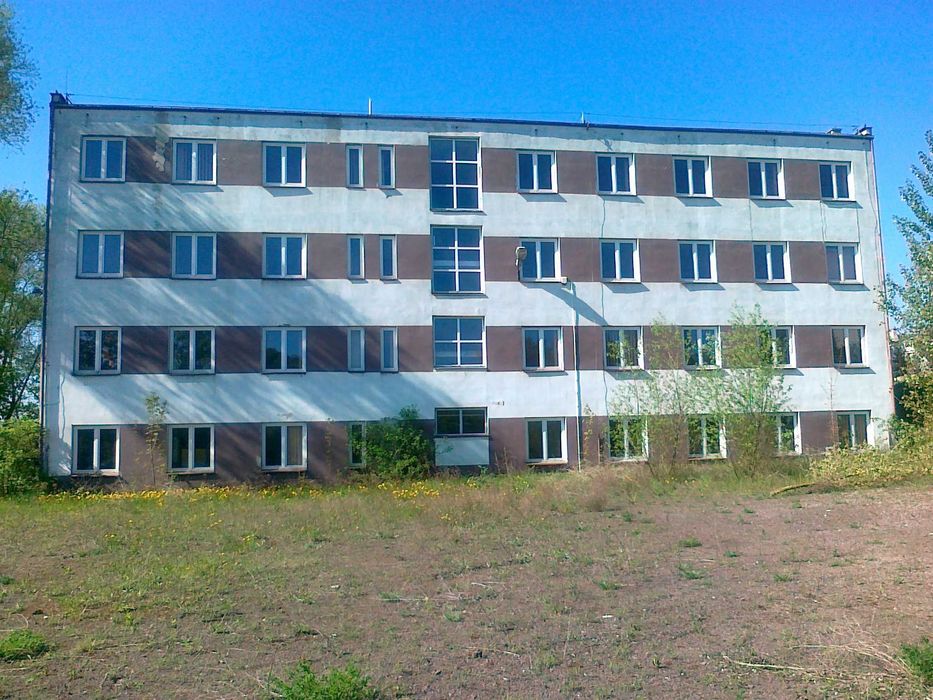 Biurowiec na sprzedaż w Nowe przy ul. Nowy Świat (kuj.-pom.)