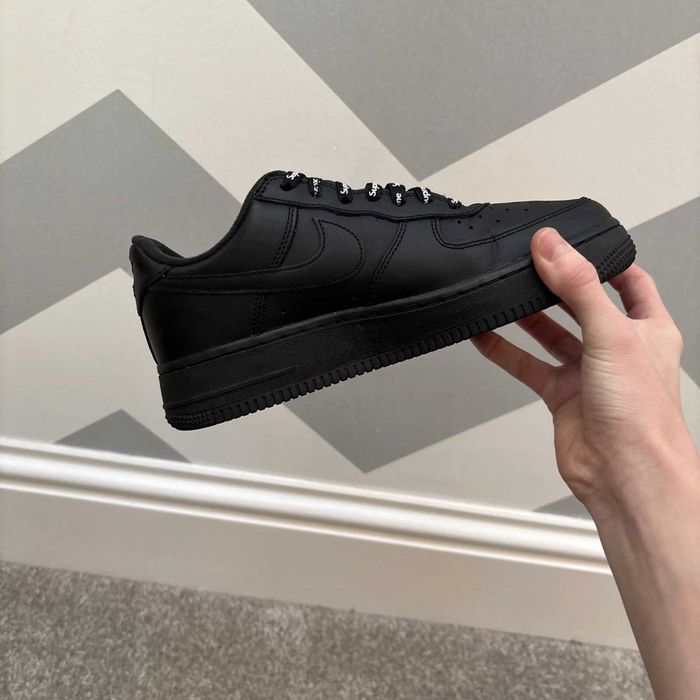 Buty meskie Mokasyny Nike Air Force 1 Low Supreme Black R.45