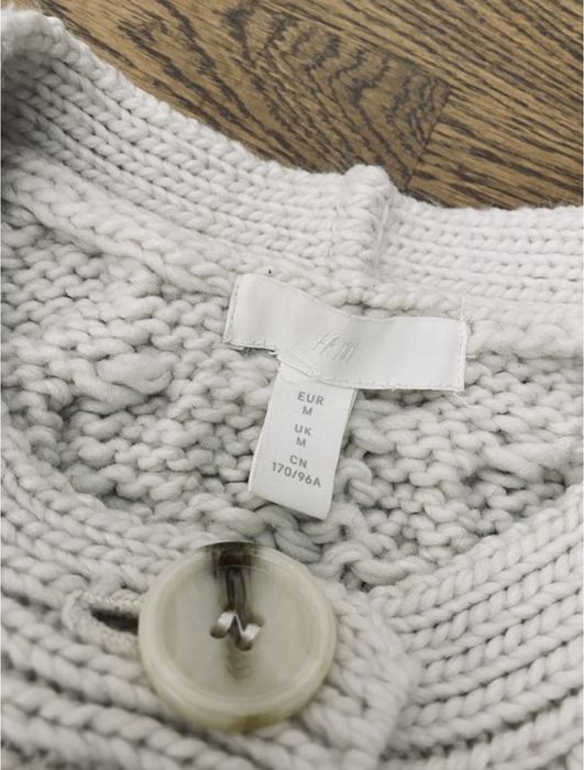 Кардиган H&M,на пуговках кардиган