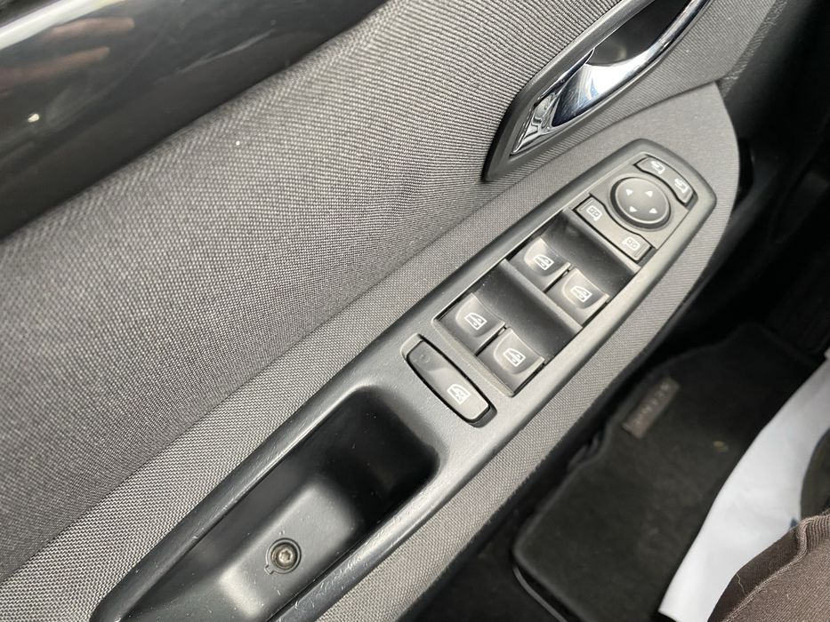 Renault Scenic 2 Rest