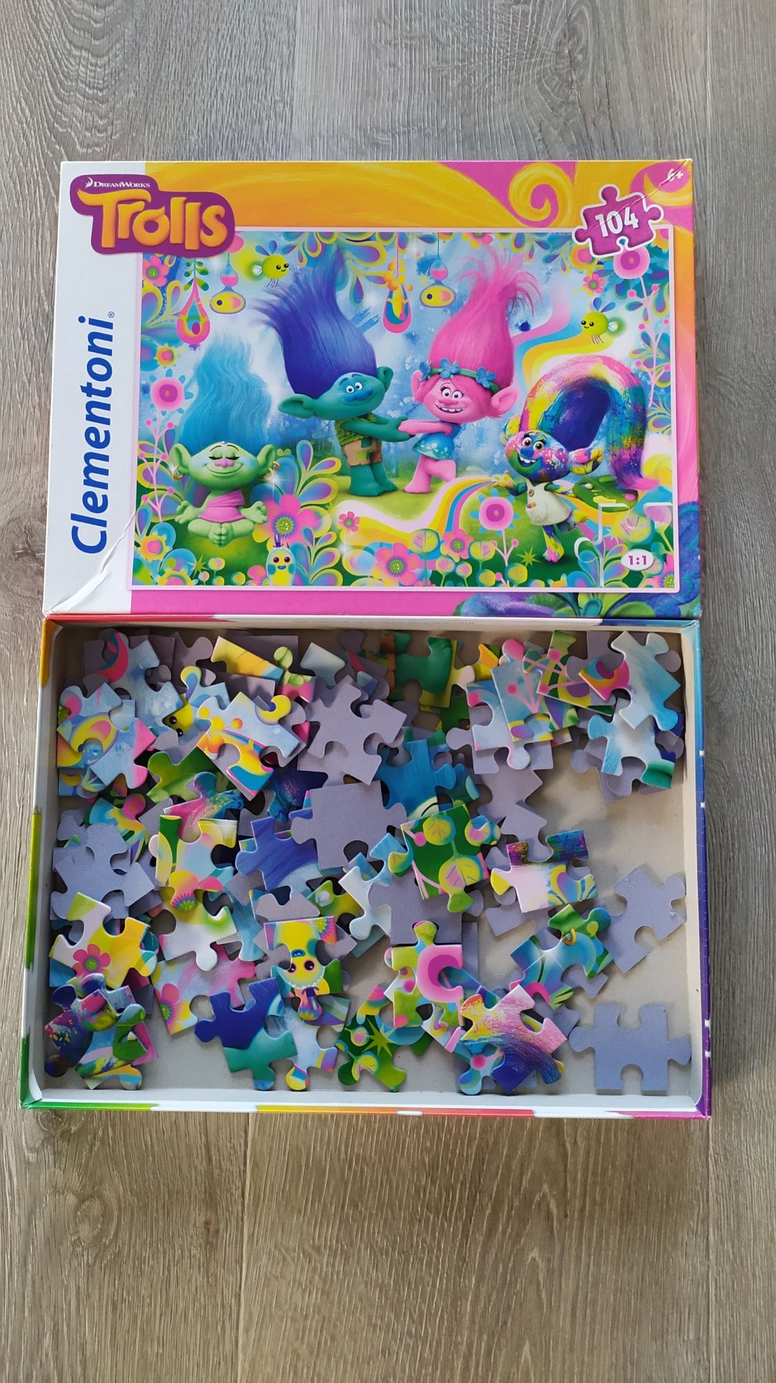 Puzzle Trolls Clementoni 104 elementy