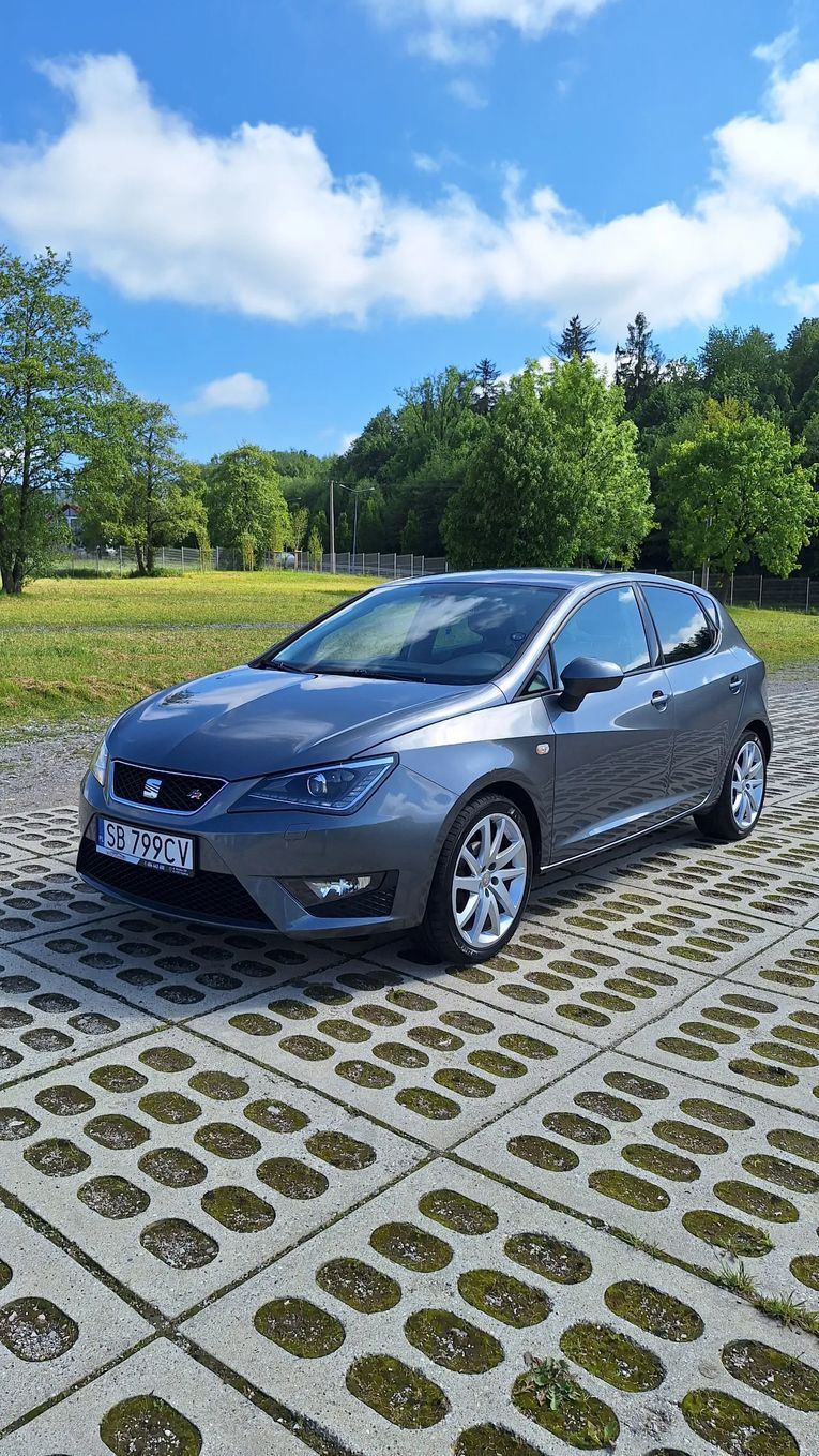 Seat Ibiza Seat Ibiza IV FR 1.2 TSI 105KM | Skóra, Xenon, Serwis | 2 komplety kół