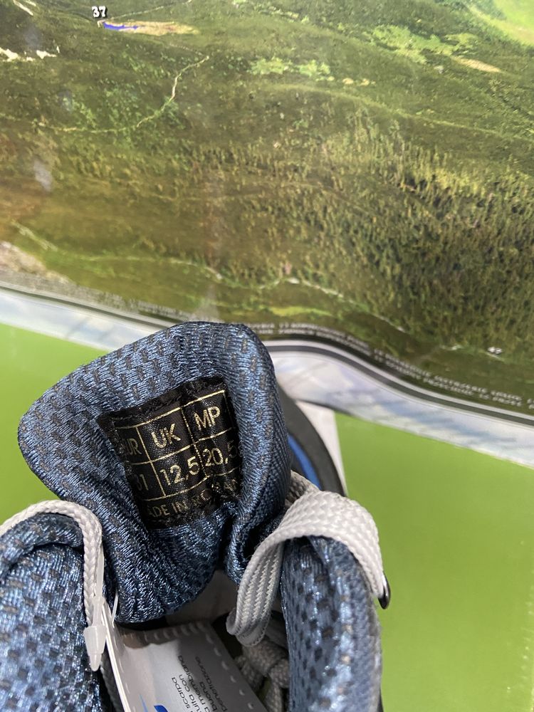 Nowe buty trekkingowe dziecęce włoskiej firmy Olang rozmiar  31 .