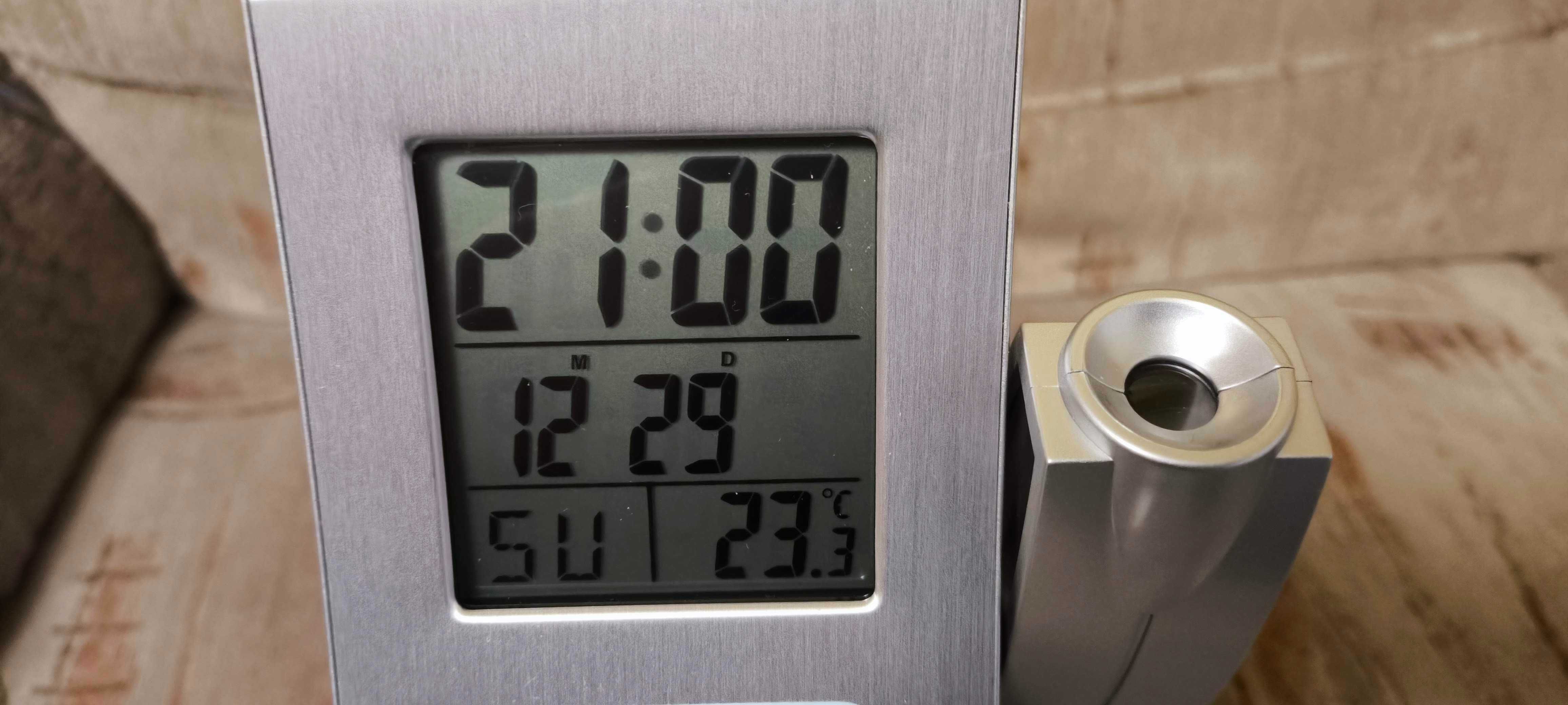 Zegar z rzutnikiem-projekcją, czas, temperatura, data Germanos