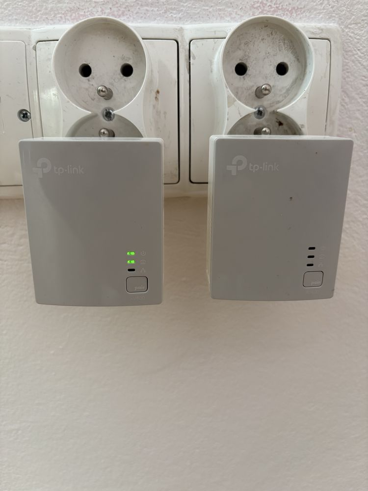 Transmiter sieciowy Powerline Adapter TP-Link TL-PA4010 Kit AV600