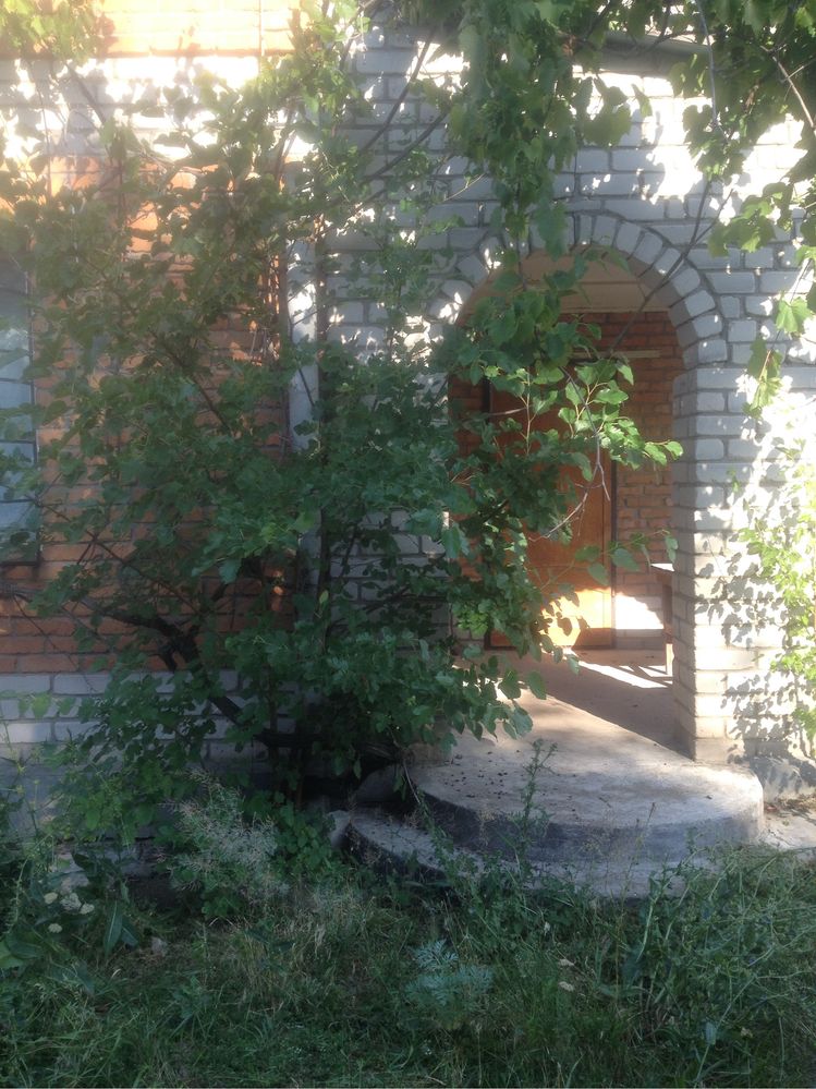 Продается дом с участком