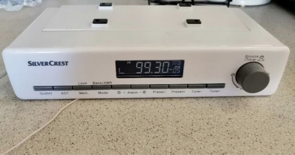 Radio Relógio de Cozinha