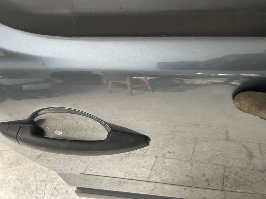 Drzwi prawy przód prawe przednie Citroen Jumpy Fiat Scudo kolor EZW