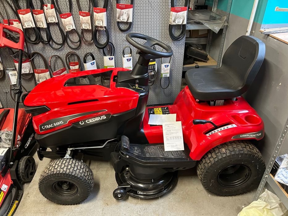 Traktorek ogrodowy Cedrus C-Trac 86MS.