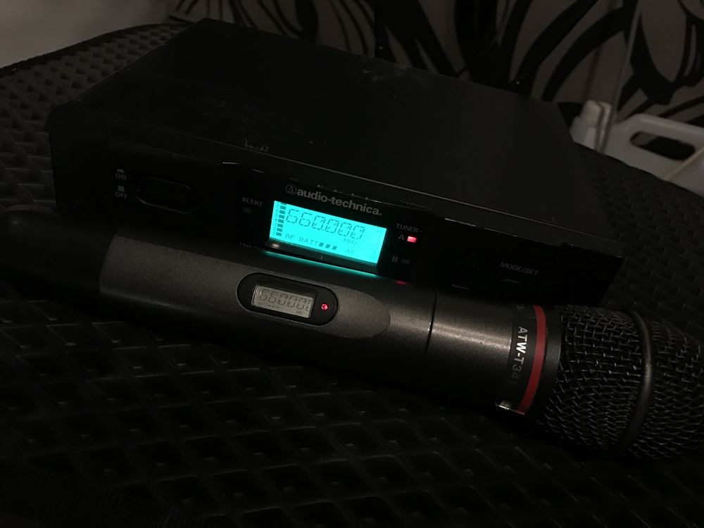 РадіоМікрофон Audiotechnica Atw 3141 дуже якісний
