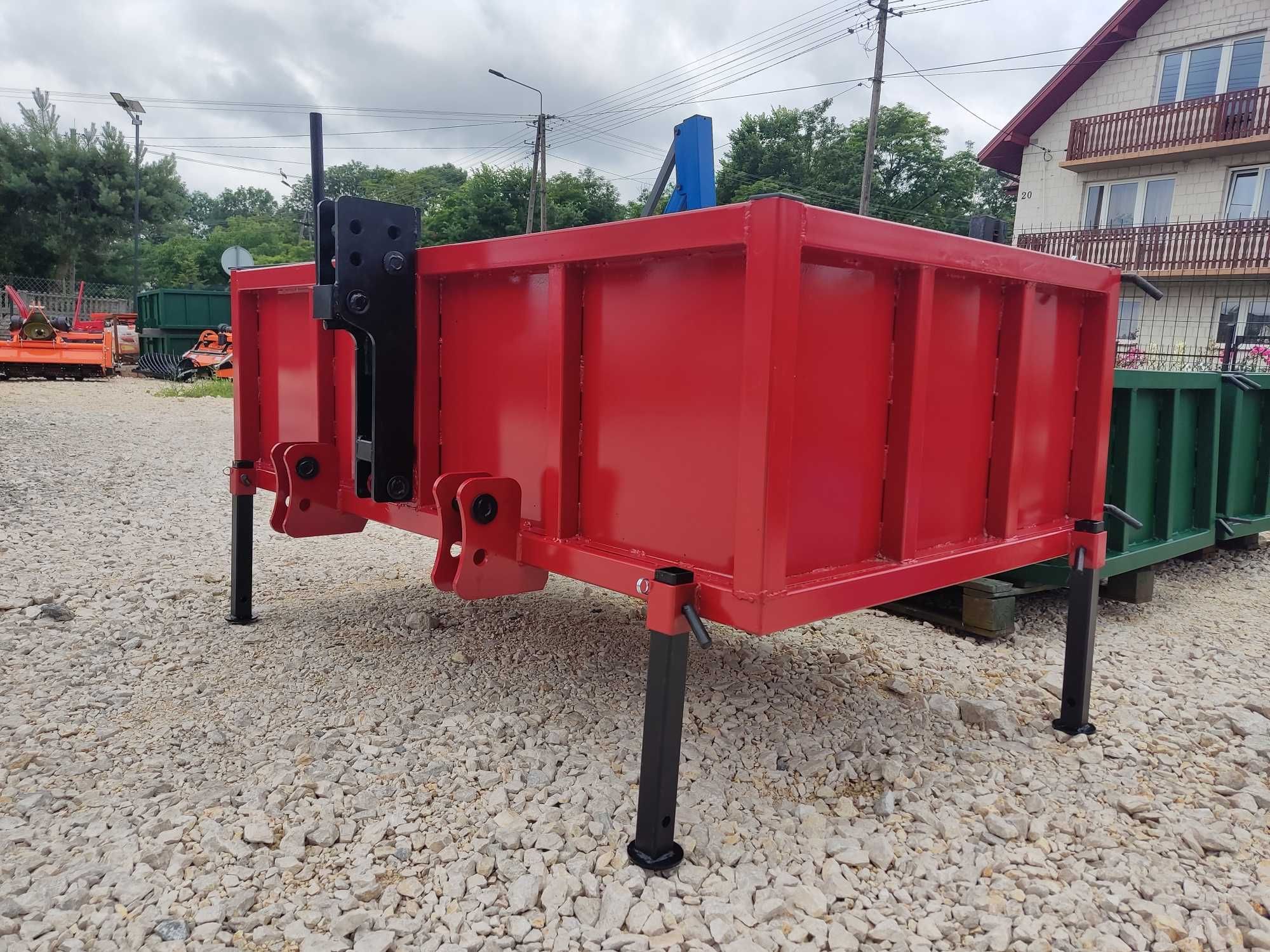 skrzynia do przewozu materiałów do traktora- różne szerokości