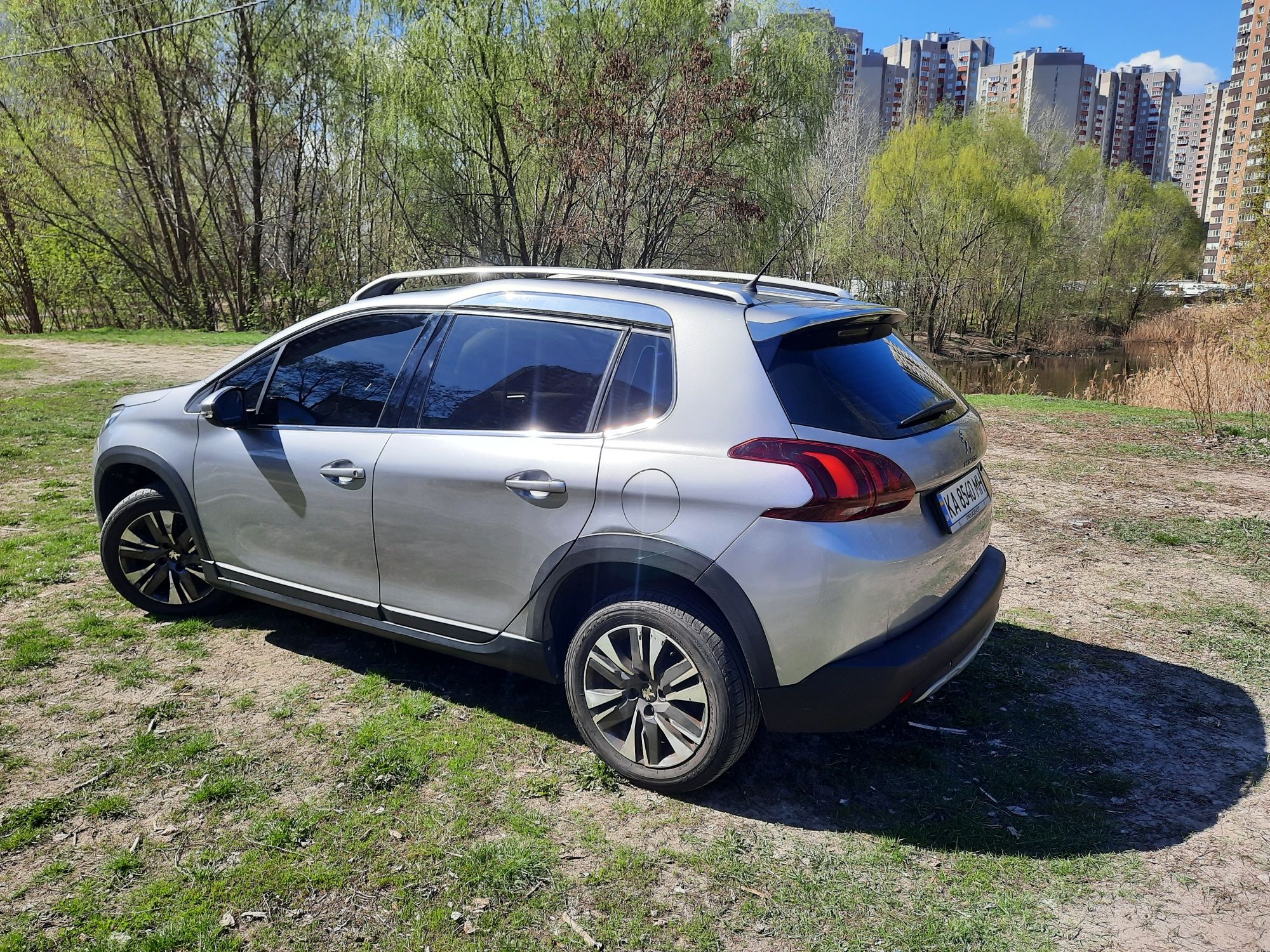 Пежо Peugeot 2008