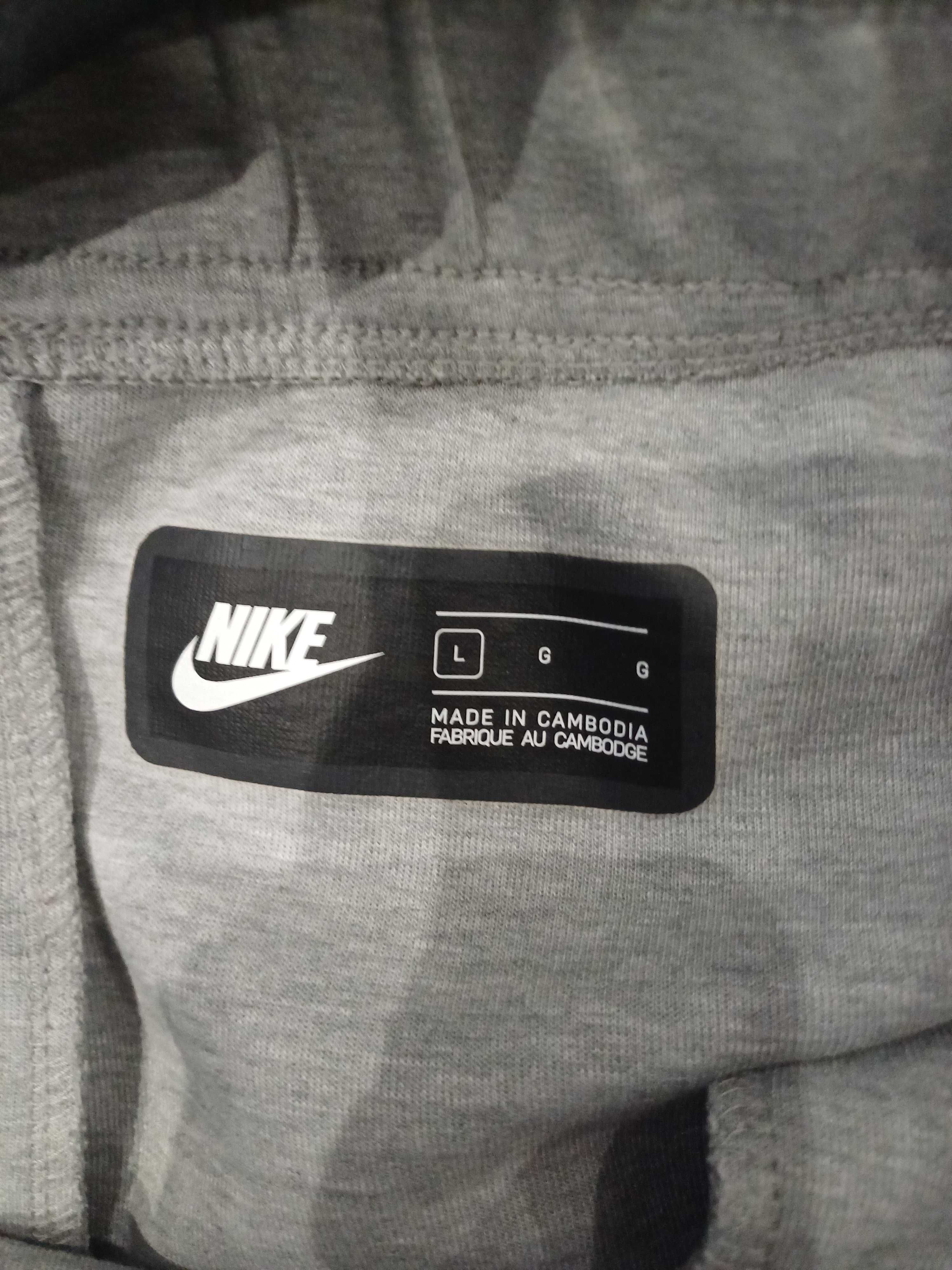 Dres Nike Tech Flecee