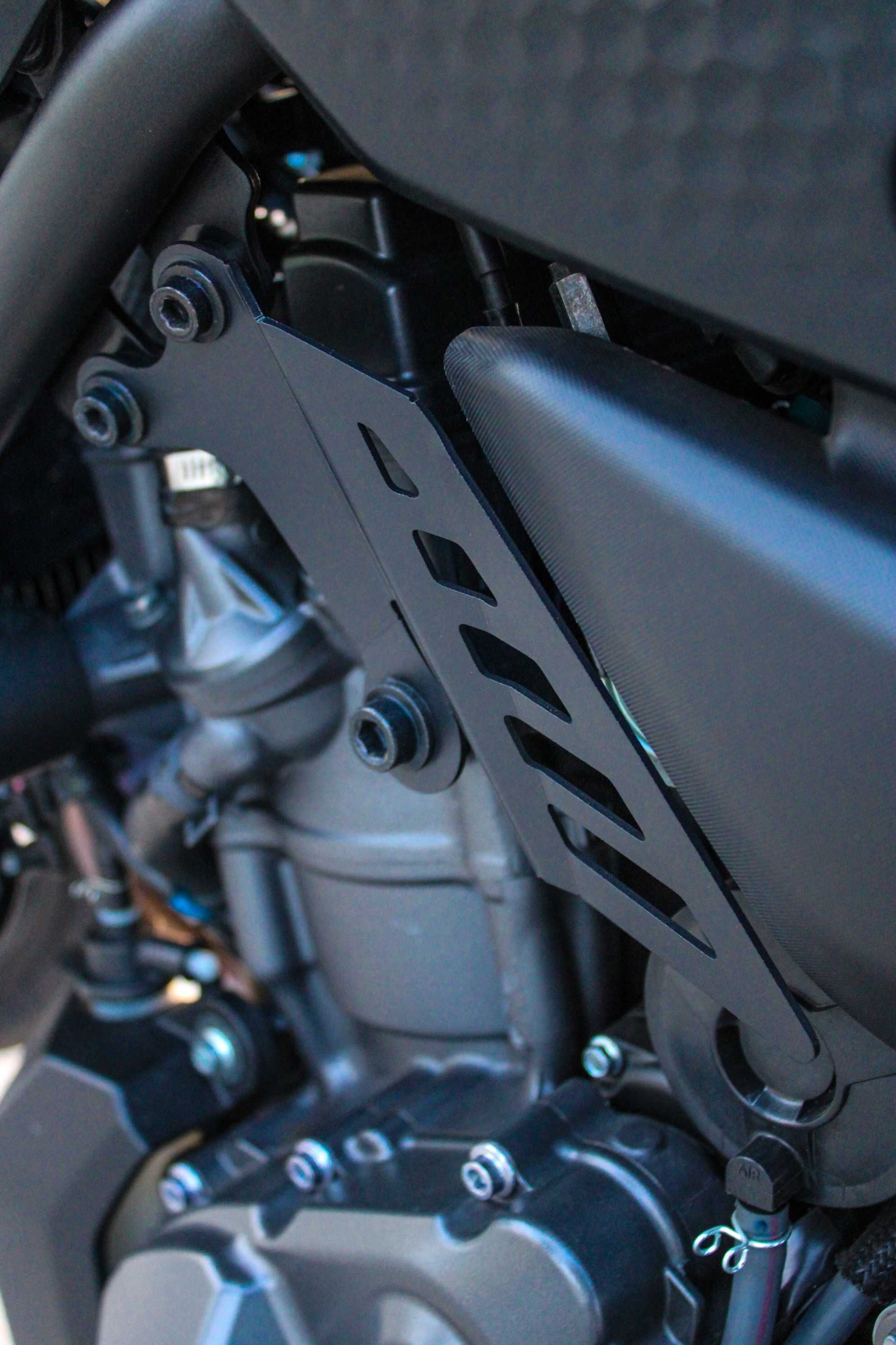 MT-07 35kw 2021 deslimitada Akrapovic