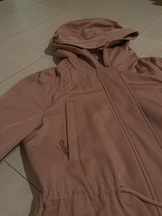 Срочно продам парку  на кролике. Срочно.