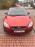Samochód ford focus