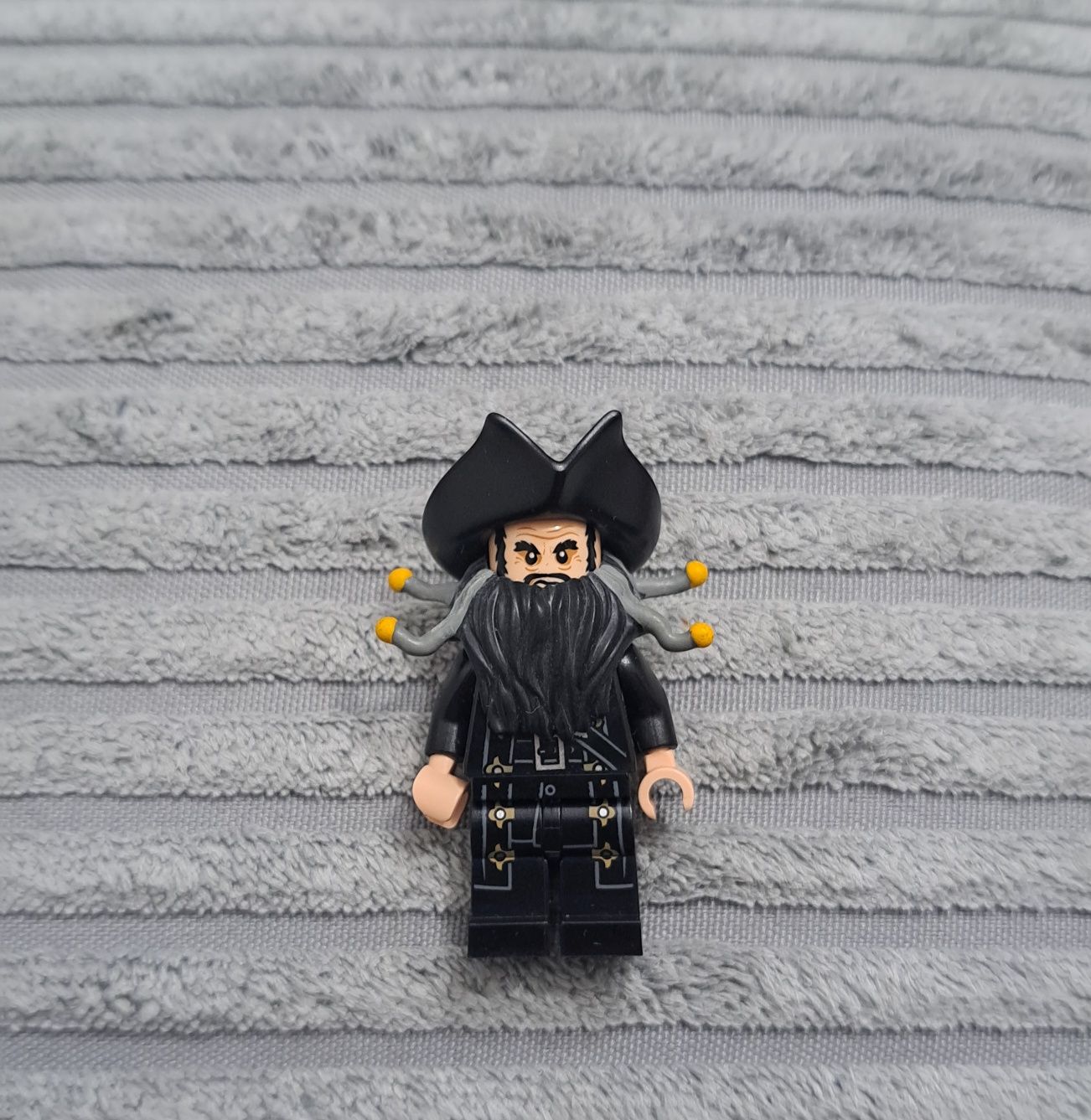 Lego figurka BLACKBEARD poc007 Lego Piraci z Karaibów