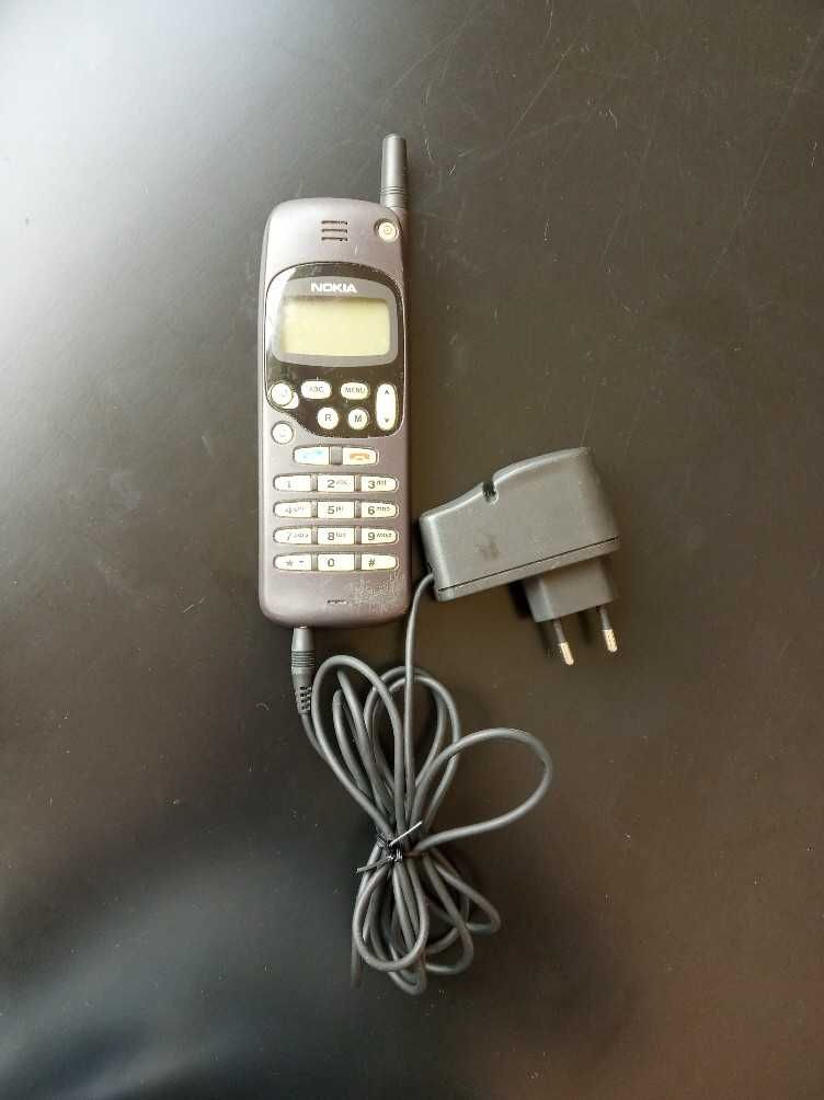 telefon komórkowy kolekcjonerski Nokia NHE-5SX