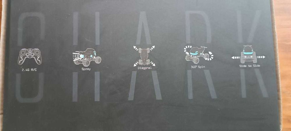 Детская машинка на радиоуправлении АКУЛА S-Drift S883 4WD с дымом