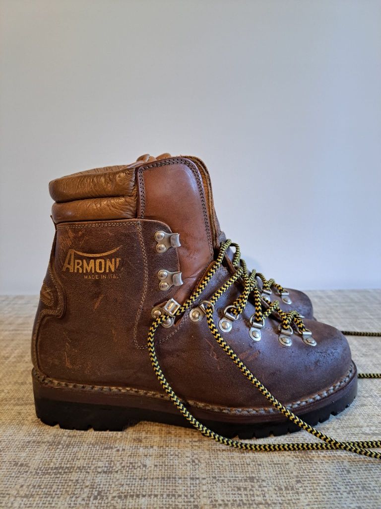 Buty Armond, trekingki, vintage, 43, skórzane