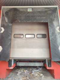Drzwi panelowe garażowe ocieplane elektryczne
