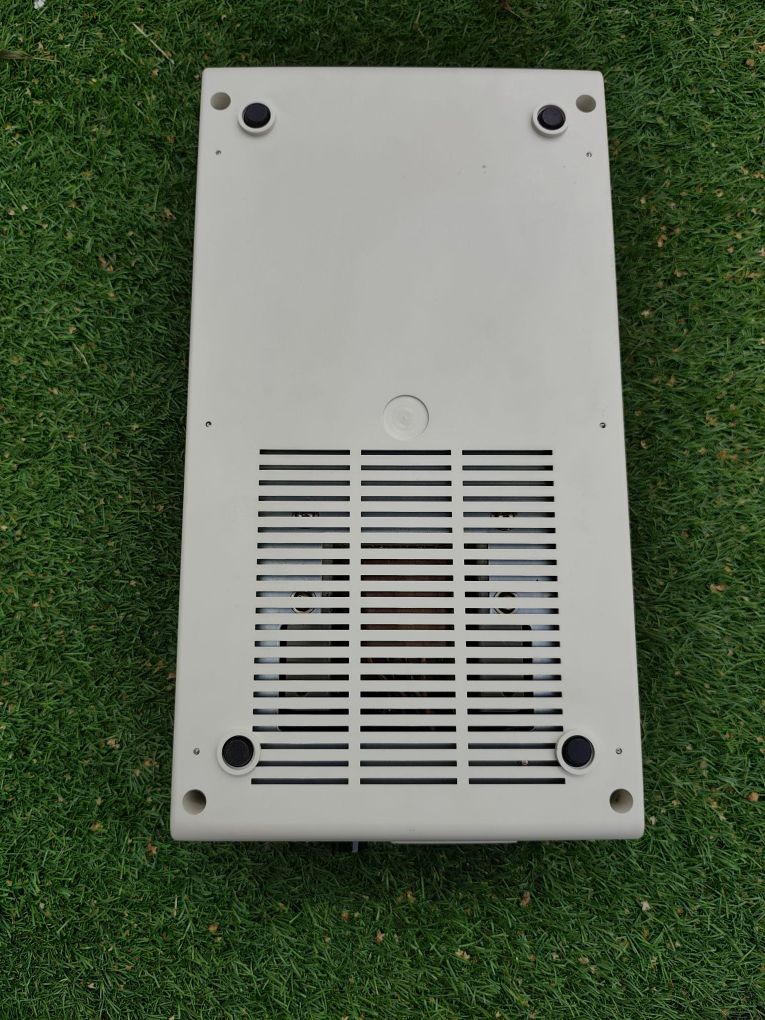 Stacja Dyskietek Commodore VC1541 w boxie