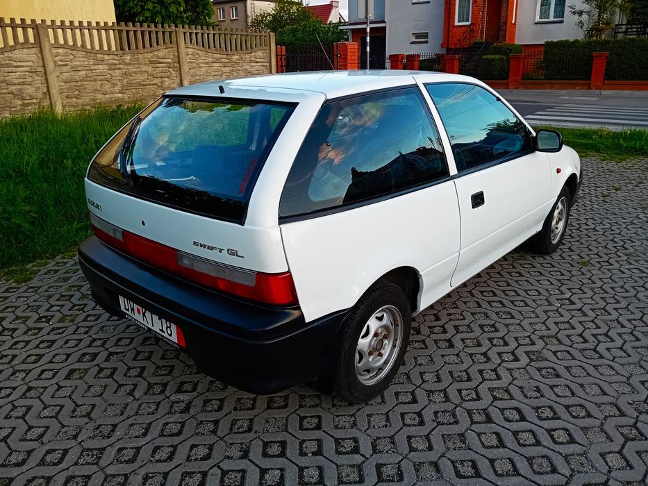 Klasyka Japonskiej Motoryzacji Suzuki Swift 41 tys Automat z DE