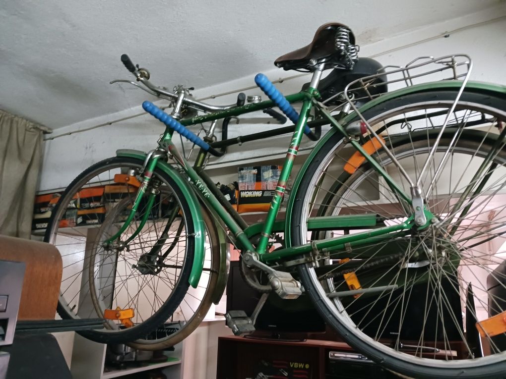 Bicicletas Antigas Com Travoes De A